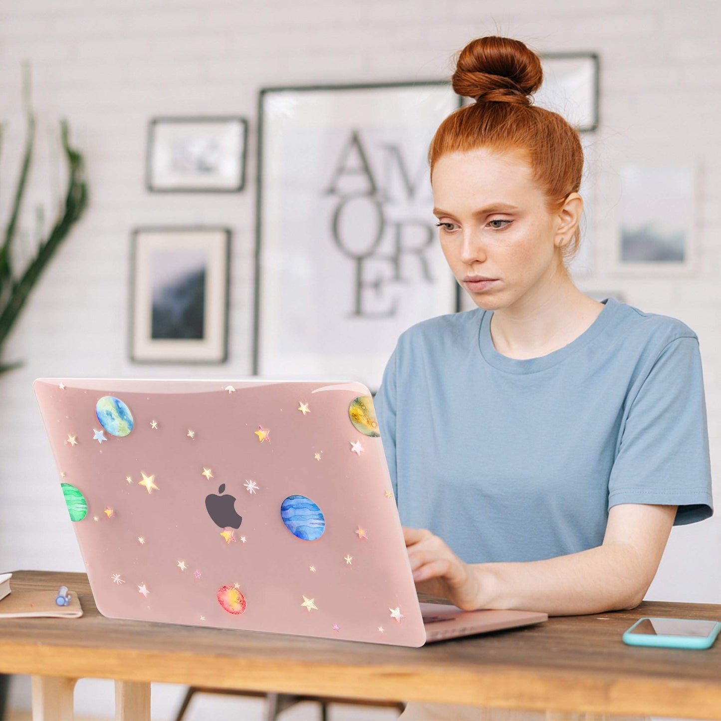 Painting MacBook Case with Galaxy Pattern